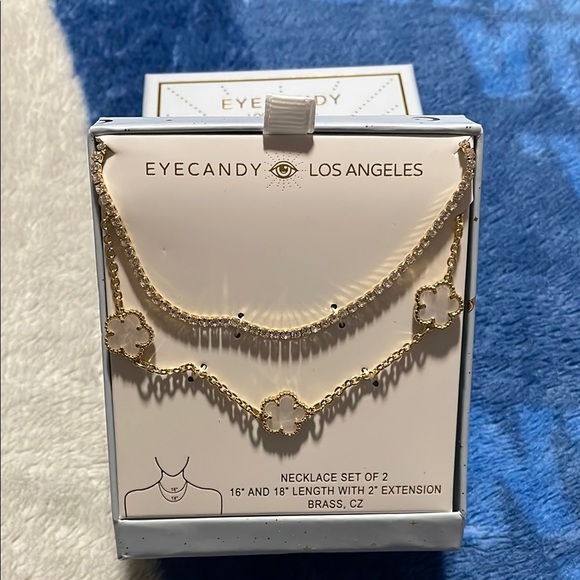 Gold Necklace Set - Picture 1 of 2